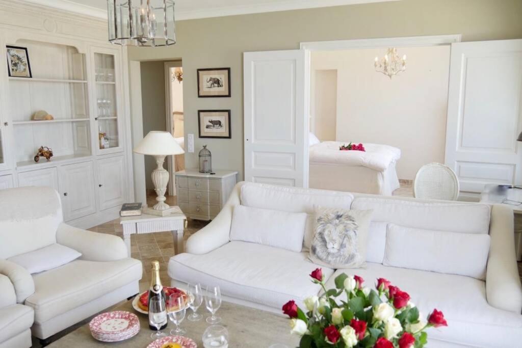 Bord De Mer - Ac, Wifi, Chic, Sea View, Beach 2 Minutes Walk Antibes Exterior foto